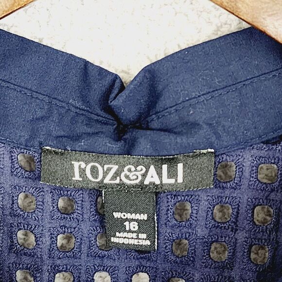 Roz & Ali Sleeveless Navy Button-Down Midi Shirt Dress Eyelet Size 16 23CT - Picture 4 of 8